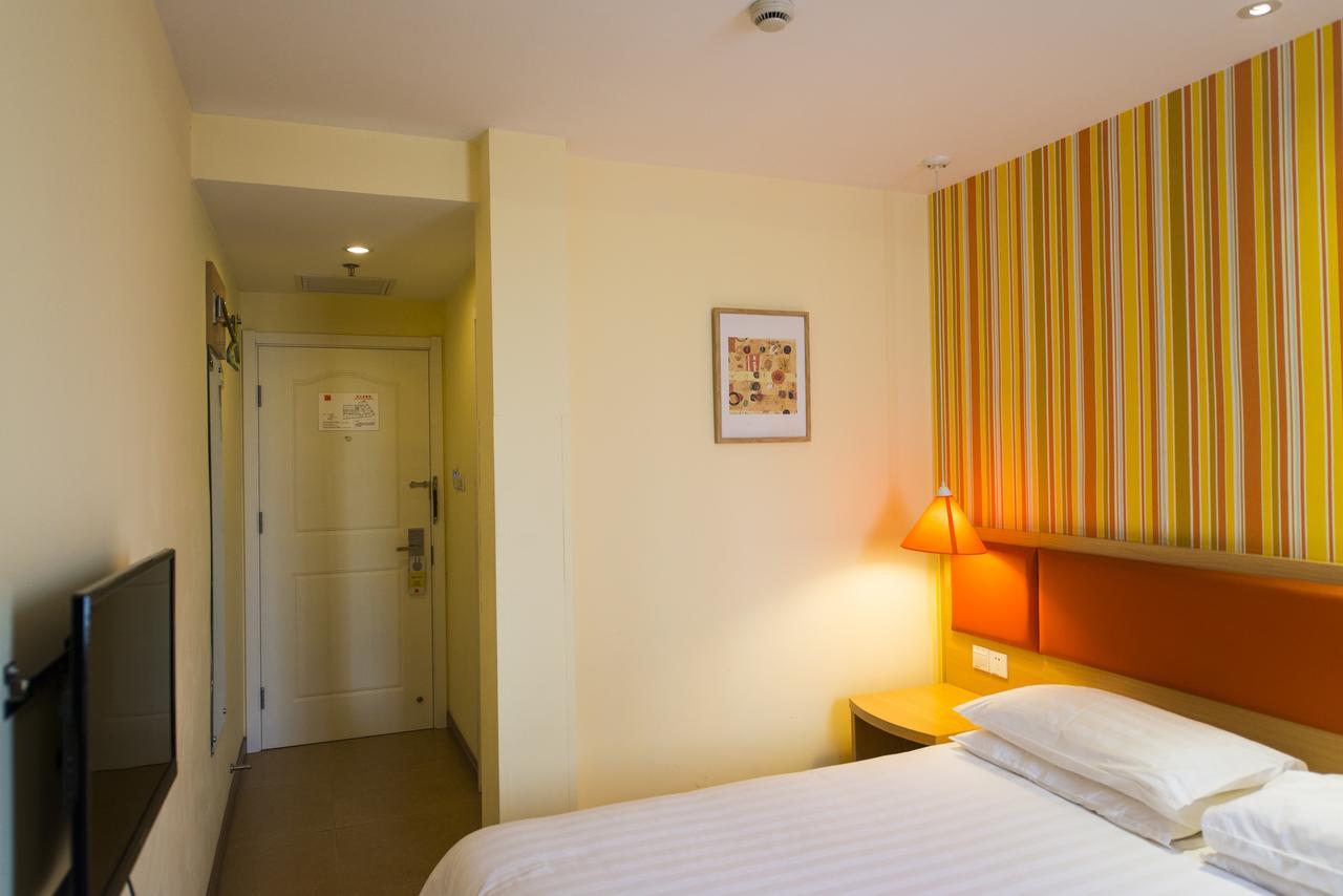 Pudong Nanpu Bridge Tangqiao Commercial Square Hotel 2*